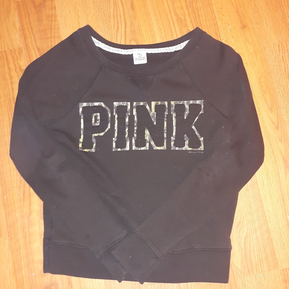 Pull over sweater vs pink